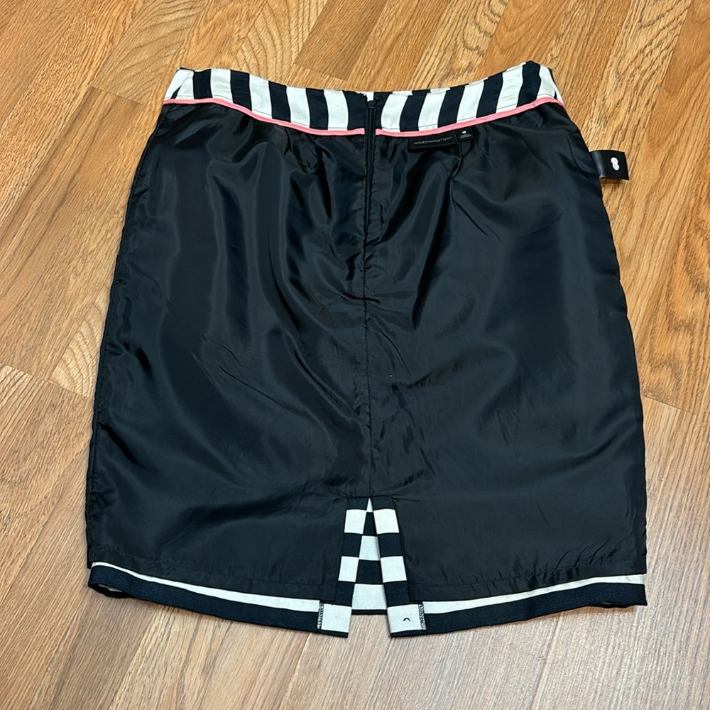 Worthington, black/white stripe retro/casual pull on pencil mini skirt. Size 10. - Picture 8 of 17
